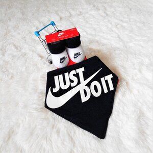 Nike Newborn Infant Bib and Bootie Set Navy White Just Do It 0-6M